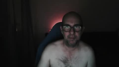 Snapshot of mat11efou chatting on November 10, 2025, 7:02 pm mat11efou online show from November 10, 2025, 7:02 pm