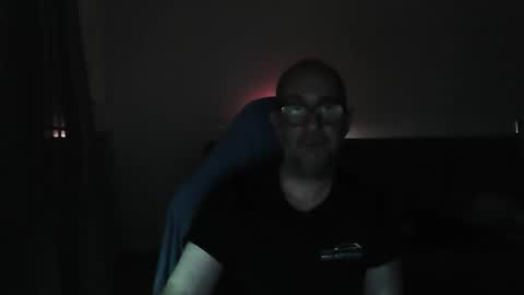 Snapshot of mat11efou chatting on November 13, 2025, 12:31 am mat11efou online show from November 13, 2025, 12:31 am