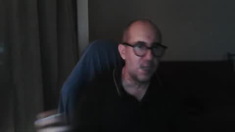 Snapshot of mat11efou chatting on November 15, 2025, 6:37 pm mat11efou online show from November 15, 2025, 6:37 pm