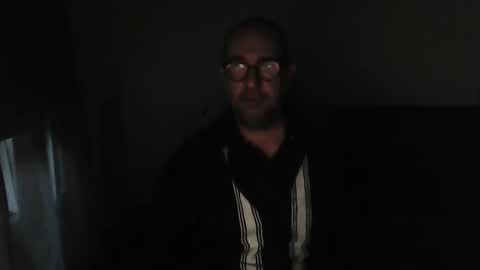 Snapshot of mat11efou chatting on November 23, 2025, 4:07 pm mat11efou online show from November 23, 2025, 4:07 pm