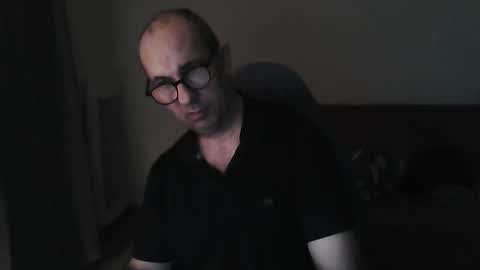 Snapshot of mat11efou chatting on November 24, 2025, 7:02 pm mat11efou online show from November 24, 2025, 7:02 pm