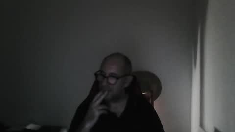 mat11efou online show from April 12, 2026, 5:12 am