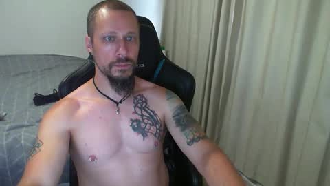 Snapshot of matchy666 chatting on February 17, 2025, 5:25 am Matchy online show from February 17, 2025, 5:25 am