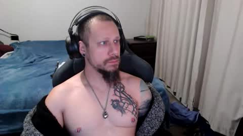 Snapshot of matchy666 chatting on September 17, 2025, 7:10 am Matchy online show from September 17, 2025, 7:10 am