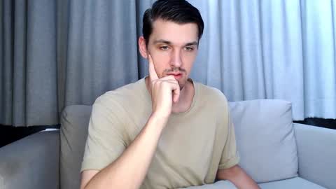 mateo_zeus online show from December 6, 2024, 2:35 am