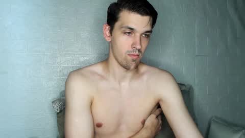 mateo_zeus online show from December 25, 2024, 3:08 am