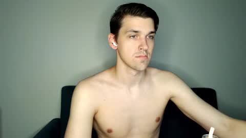 mateo_zeus online show from January 4, 2025, 4:01 am