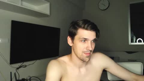 mateo_zeus online show from January 7, 2025, 6:48 am