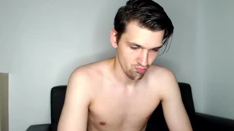 mateo_zeus online show from February 26, 2025, 2:48 am