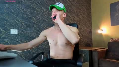 MateoBenjamin online show from March 2, 2026, 12:45 pm