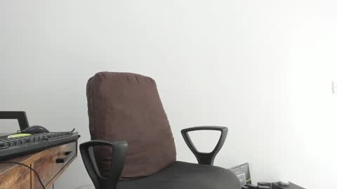 Matheus     online show from January 31, 2025, 6:47 pm