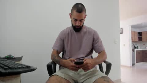 Matheus     online show from September 26, 2025, 4:11 pm