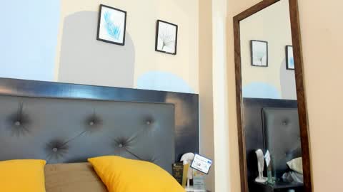 mathewboy2 online show from April 18, 2026, 11:25 am