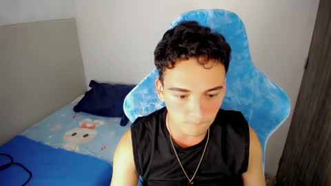 Snapshot of mathiass_twinkk_ chatting on March 29, 2026, 12:43 am MATHIAS online show from March 29, 2026, 12:43 am