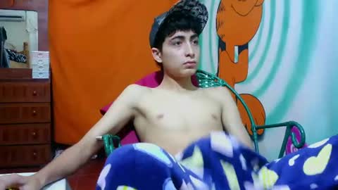 Snapshot of mathieuagt chatting on August 6, 2026, 12:45 am online show from August 6, 2026, 12:45 am