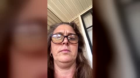 Snapshot of mathislauraashley2023 chatting on April 3, 2026, 1:53 pm mathislauraashley2023 online show from April 3, 2026, 1:53 pm