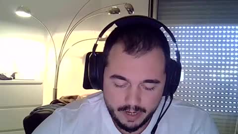 Snapshot of mathou34 chatting on December 4, 2024, 1:20 pm Mathou online show from December 4, 2024, 1:20 pm