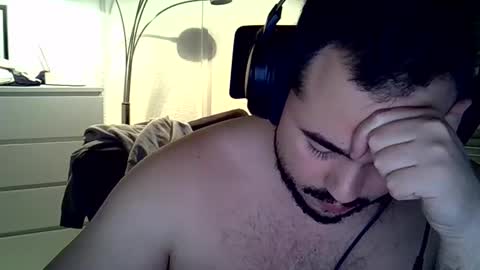 Snapshot of mathou34 chatting on December 4, 2024, 10:30 pm Mathou online show from December 4, 2024, 10:30 pm