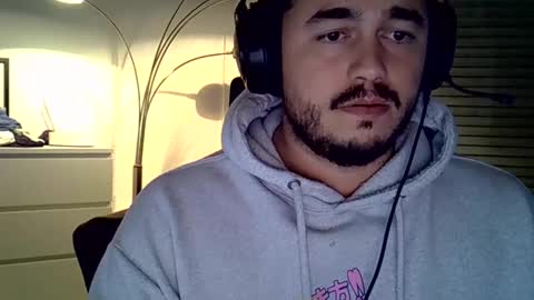 Snapshot of mathou34 chatting on December 5, 2024, 11:07 pm Mathou online show from December 5, 2024, 11:07 pm