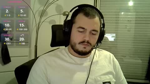 Snapshot of mathou34 chatting on December 10, 2024, 7:22 pm Mathou online show from December 10, 2024, 7:22 pm