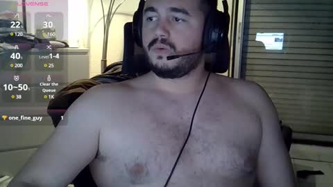 Snapshot of mathou34 chatting on December 18, 2024, 8:14 pm Mathou online show from December 18, 2024, 8:14 pm