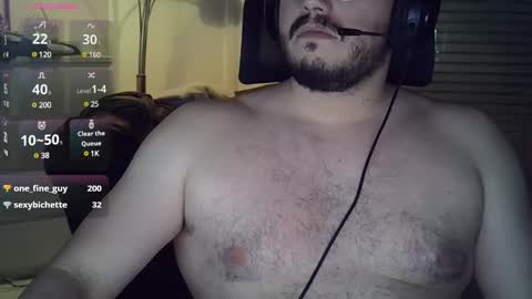 Snapshot of mathou34 chatting on December 19, 2024, 9:38 pm Mathou online show from December 19, 2024, 9:38 pm