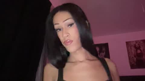 Snapshot of matrixprincess chatting on November 9, 2025, 6:55 am MOLLY MILLS online show from November 9, 2025, 6:55 am