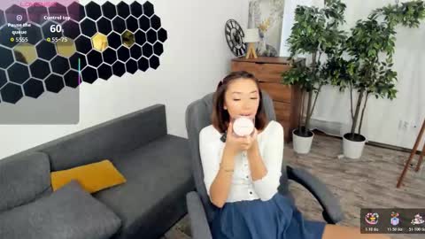 Kate online show from December 15, 2025, 12:09 pm