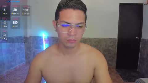 Snapshot of mattcoom chatting on June 13, 2026, 3:21 pm Matt Coom Independent model online show from June 13, 2026, 3:21 pm