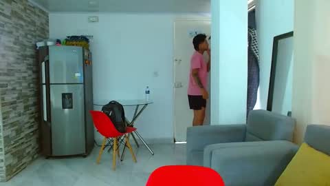 matteo_leto online show from October 8, 2025, 12:25 pm