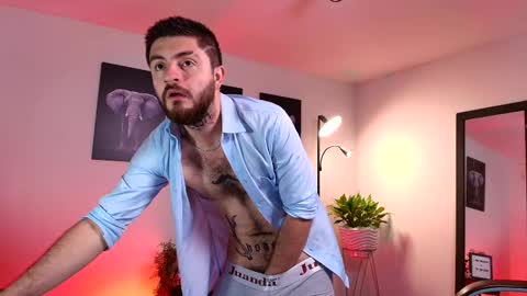 Snapshot of matteo_simpson chatting on February 26, 2025, 2:48 am Matteo simpson online show from February 26, 2025, 2:48 am