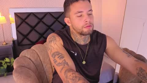 Snapshot of matthew_lennox_ chatting on March 30, 2026, 9:05 pm Matthew online show from March 30, 2026, 9:05 pm