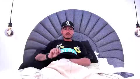 Snapshot of matthewcullenn chatting on November 28, 2025, 6:54 pm Matthew online show from November 28, 2025, 6:54 pm