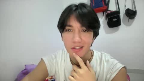 Matti Mendez online show from September 29, 2025, 3:06 pm