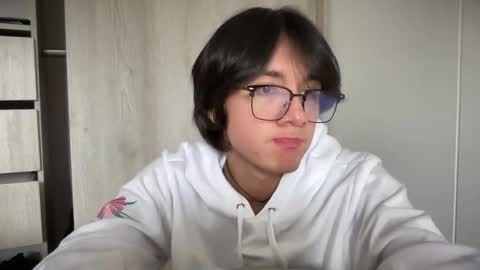 Matti Mendez online show from June 4, 2026, 7:42 pm