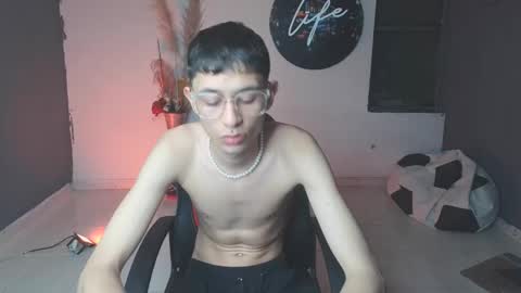 Snapshot of mattias_dantee chatting on January 24, 2025, 5:10 am mattias online show from January 24, 2025, 5:10 am