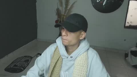 Snapshot of mattias_dantee chatting on January 28, 2025, 7:32 pm mattias online show from January 28, 2025, 7:32 pm