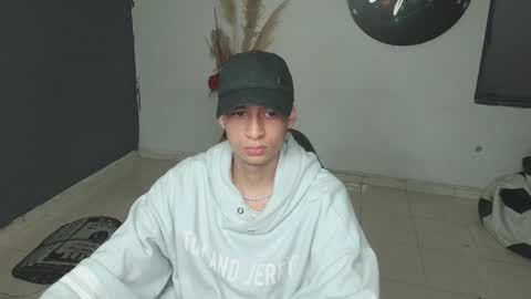 Snapshot of mattias_dantee chatting on January 28, 2025, 10:45 pm mattias online show from January 28, 2025, 10:45 pm