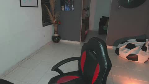 Snapshot of mattias_dantee chatting on January 30, 2025, 2:49 am mattias online show from January 30, 2025, 2:49 am