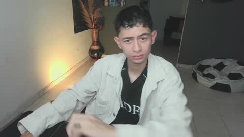 Snapshot of mattias_dantee chatting on February 3, 2025, 10:47 am mattias online show from February 3, 2025, 10:47 am