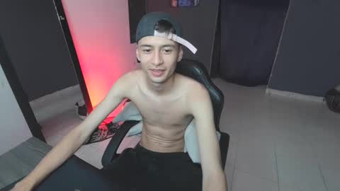 Snapshot of mattias_dantee chatting on February 15, 2025, 7:27 am mattias online show from February 15, 2025, 7:27 am