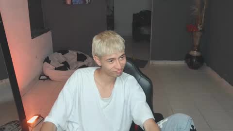 Snapshot of mattias_dantee chatting on March 10, 2025, 11:16 pm mattias online show from March 10, 2025, 11:16 pm