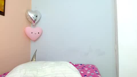 mattilda_18 online show from March 5, 2025, 10:54 pm