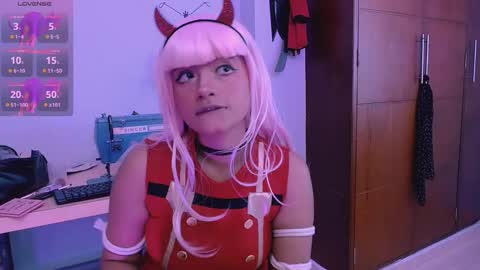 mattilda_18 online show from September 29, 2025, 8:02 pm