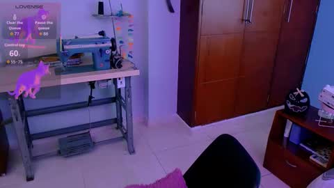mattilda_18 online show from October 22, 2025, 9:14 pm