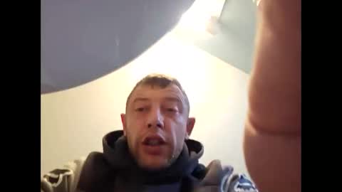 Snapshot of mattypw2016 chatting on December 1, 2025, 12:32 pm mattypw2016 online show from December 1, 2025, 12:32 pm