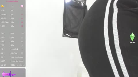 danna mature online show from June 4, 2026, 12:11 pm