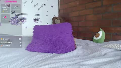 Mature liaa online show from February 17, 2025, 2:04 pm