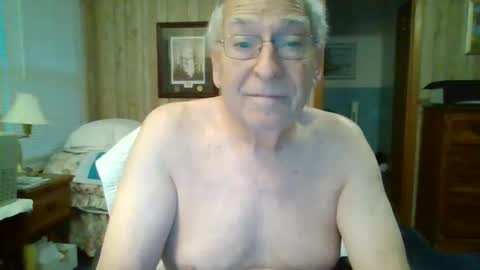 Snapshot of maturecouple1954 chatting on December 20, 2025, 12:23 pm SXECPL55 at G mail Dot Com online show from December 20, 2025, 12:23 pm