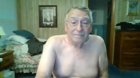 Snapshot of maturecouple1954 chatting on March 28, 2026, 11:32 am SXECPL55 at G mail Dot Com online show from March 28, 2026, 11:32 am